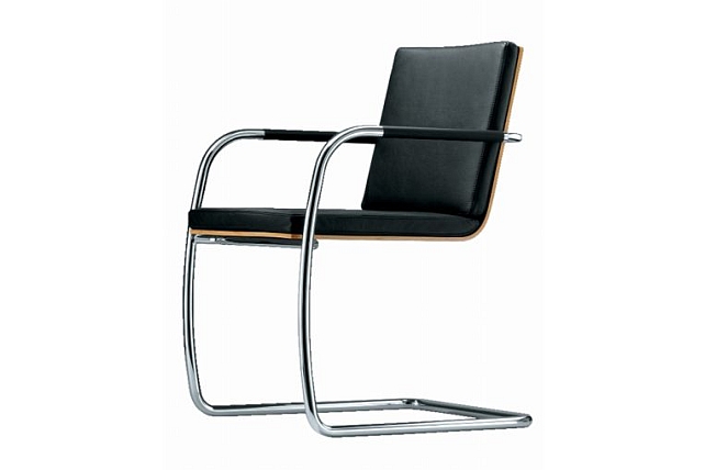 S 60 von Glen Oliver Löw für Thonet