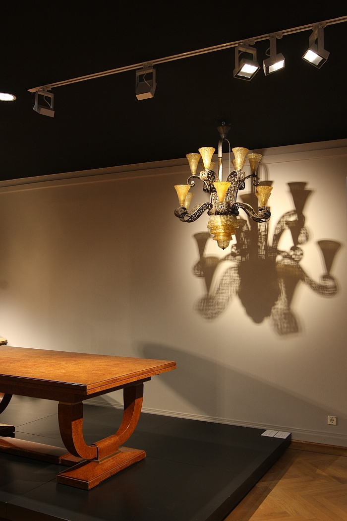 A dining table by Jacques-Émile Ruhlmann, 1928 and a lamp by Edgar Brandt, 1925, as seen at Germany versus France. The Struggle over Style 1900-1930, Bröhan Museum Berlin